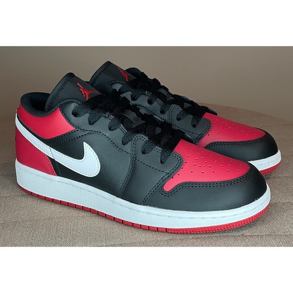 Jordan 1 Low Alternate Bred Toe - Size 7Y - Picture 5 of 12